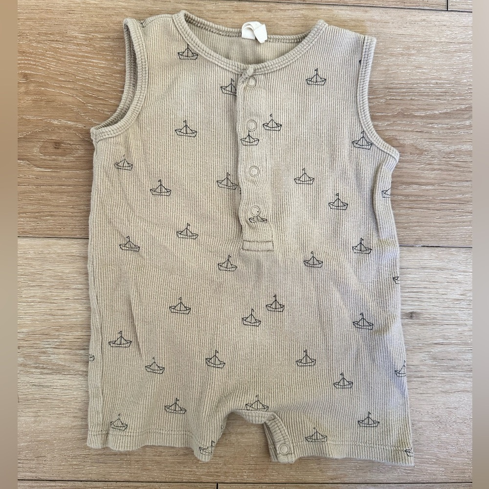 Quincy Mae Boys Paper Boat Romper Organic Cotton